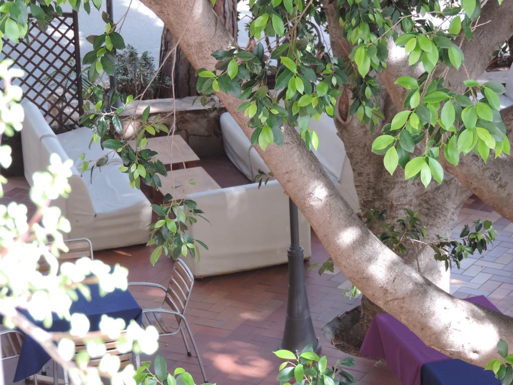Albergo Miramare Cala Gonone Exteriér fotografie