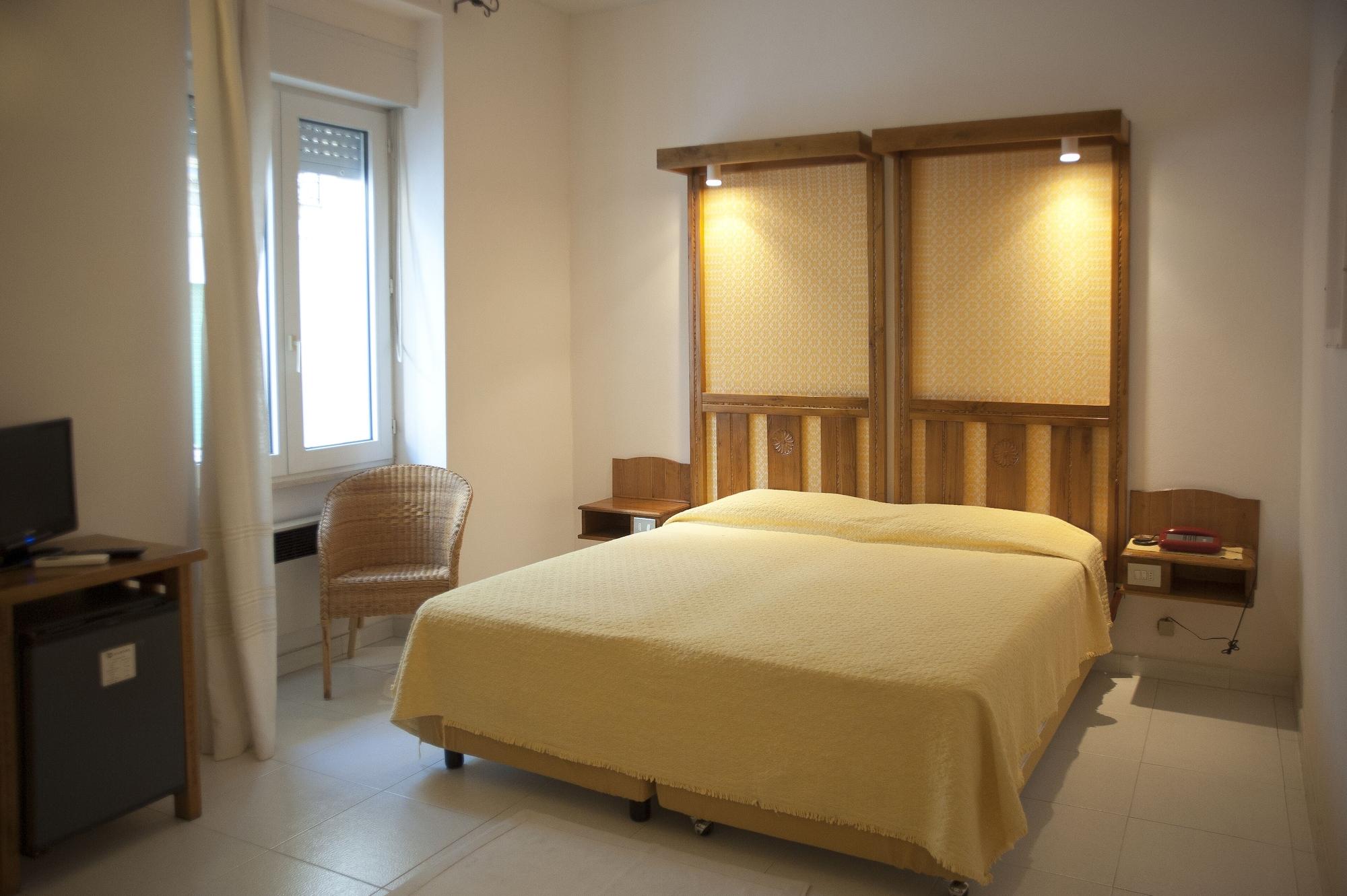 Albergo Miramare Cala Gonone Exteriér fotografie